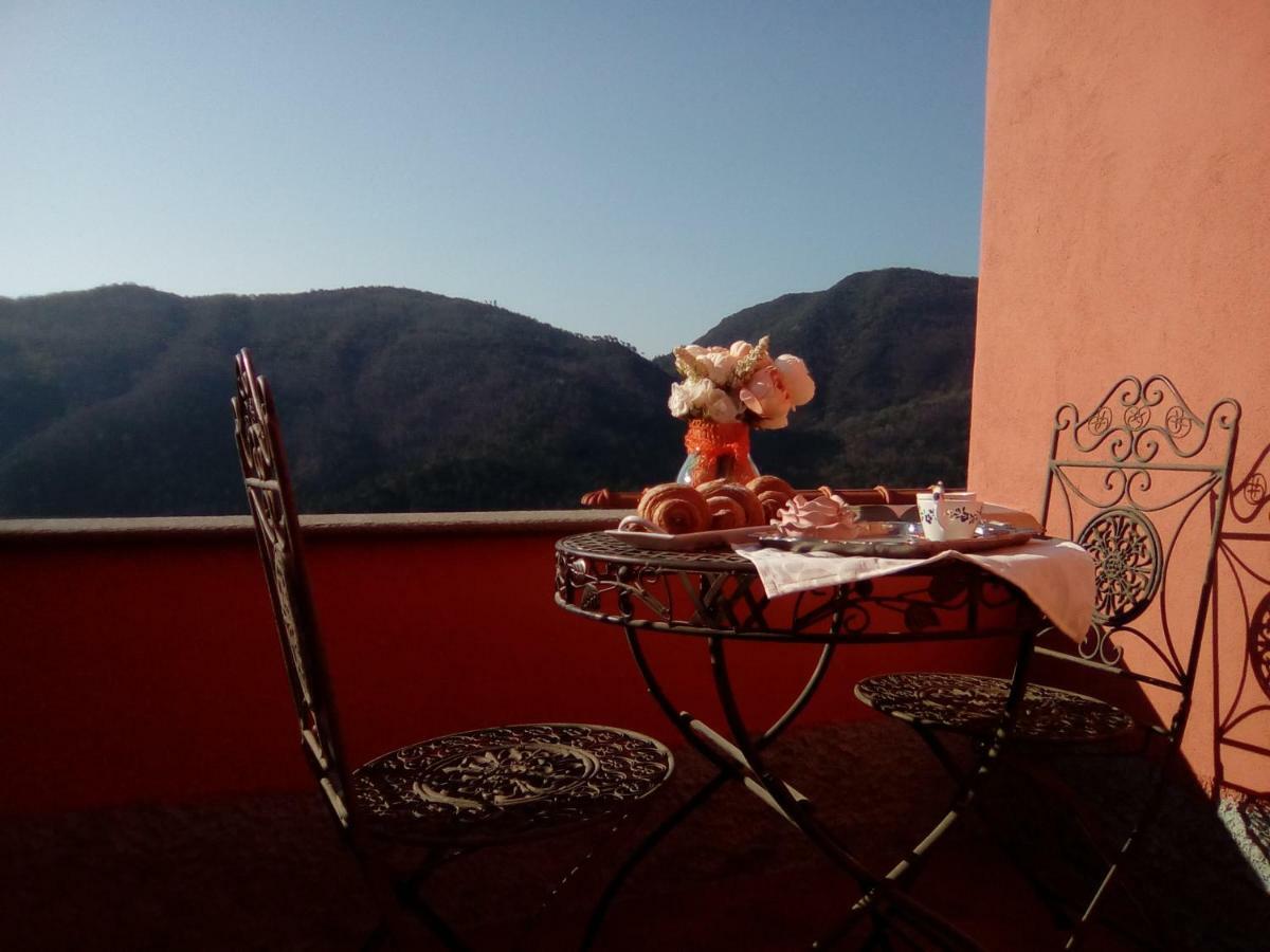 Contrada Casa Vacanze Apartman Vado Ligure Kültér fotó